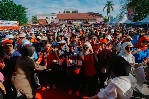 Jalan Santai Merdeka di Mandau Semarak, Puluhan Ribu Warga Tumpah Ruah
