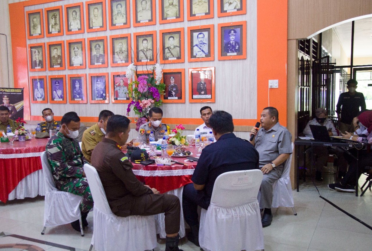 Forkopimda Labuhanbatu Raya Rapat Kordinasi Optimalisasi Covid-19
