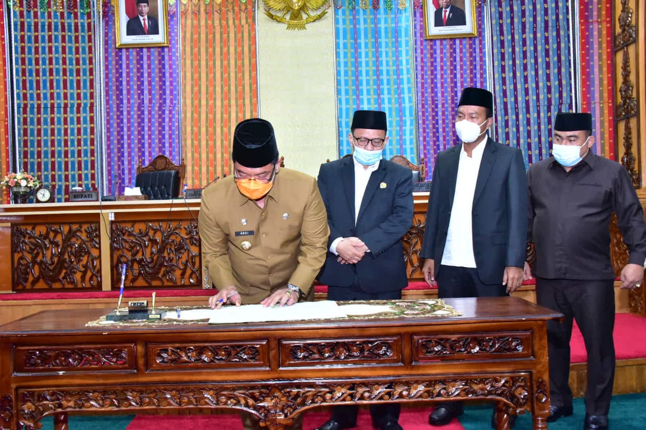 Ketuk Palu, APBD Bengkalis 2021 Sebesar 3.2 Triliun