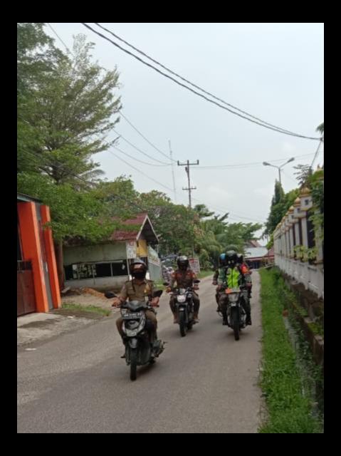 Serda S. Sijabat Bersama Satpol PP Mandau Patroli Jelang Pemilukada