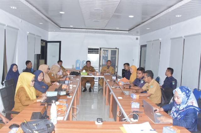 Kadis Kominfotik Bengkalis Buka Rapat Penyusunan Domain SIA-SPBE