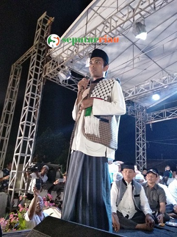 Ribuan Ummat Gegap Gempita Dengarkan Tausiyah Ustad Abdul Somad