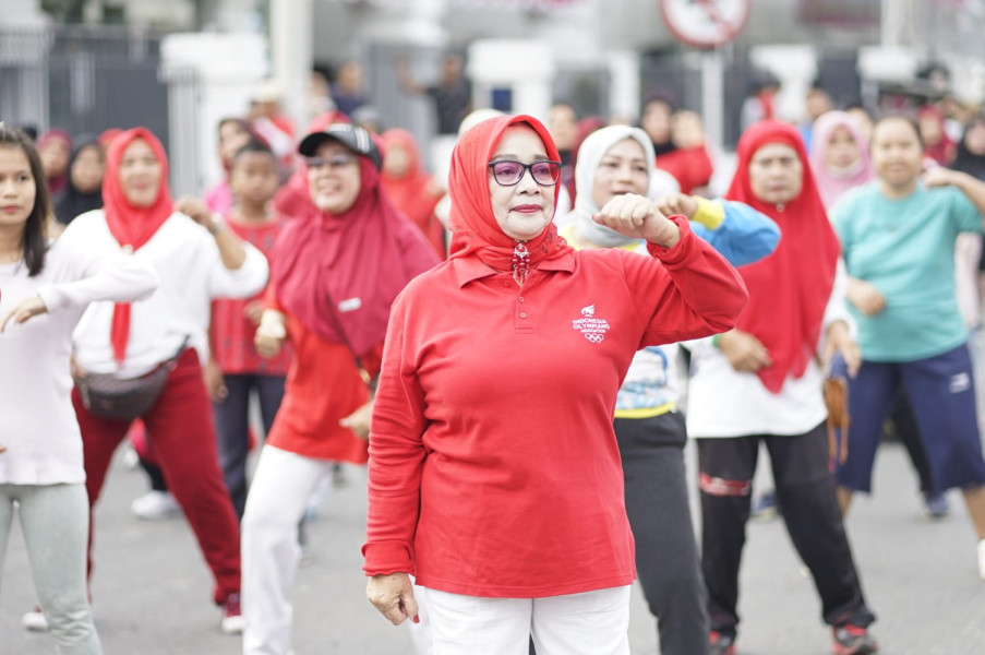 Wakil Bupati Labuhanbatu Ikuti Senam Masal Gebyar Merah Putih