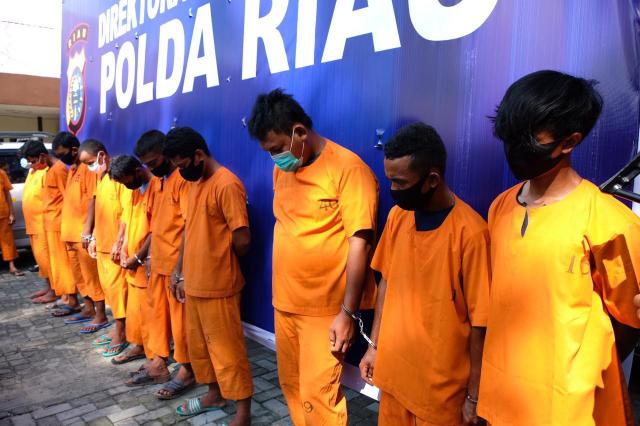 Merusak Lingkungan, 10 Pelaku Usaha Galian C Ilegal Diamankan Tim Ditkrimsus Polda Riau