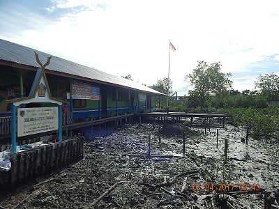SDN 010 Tanah Merah-INHIL  Butuh Lapangan Upacara