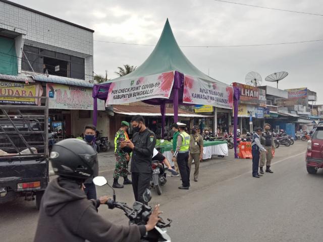 Melalui Serma Sutrisno: Bersama Jaga Kesehatan dan Kebiasaan Baru Disiplin Gunakan Masker