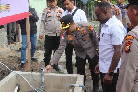Rangka HUT Bhayangkara ke 79, Polres Bengkalis Taja Bakti Sosial Pengadaan Fasilitas Air Bersih