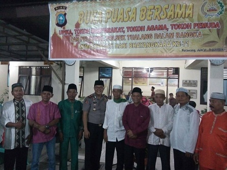Polsek Tualang Peringati Hari Bhayangkara Ke-71 Dengan Menggelar Buka Bersama