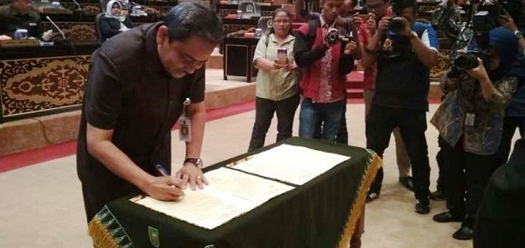 Pemprov Riau Sambut Baik, DPRD Riau Sepakat Turunkan Pajak Pertalite  5 Persen