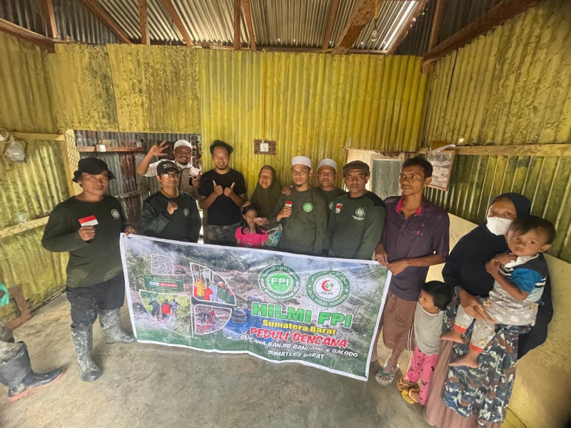 HILMI FPI Riau Kembali Bantu Korban Bencana di SUMBAR
