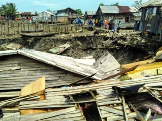 Musibah Tanah Longsor di Negeri Seribu Parit