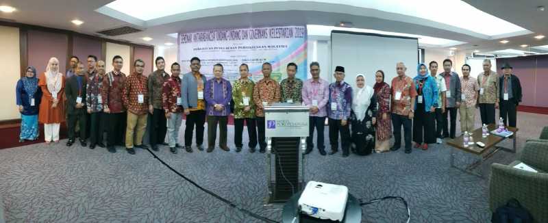 21 Dosen Pascasarjana UIR Bentangkan Makalah di Seminar Antarbangsa Malaysia
