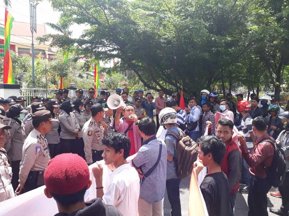 Aliansi GEMMPAR Kembali Turun Ke DPRD Dan Polda Riau