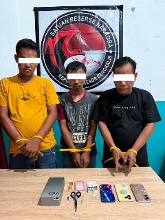 Dari Bulan Februari DPO Akhirnya Satresnarkoba Berhasil Ciduk Pelaku Serta Dua Rekan Lainnya