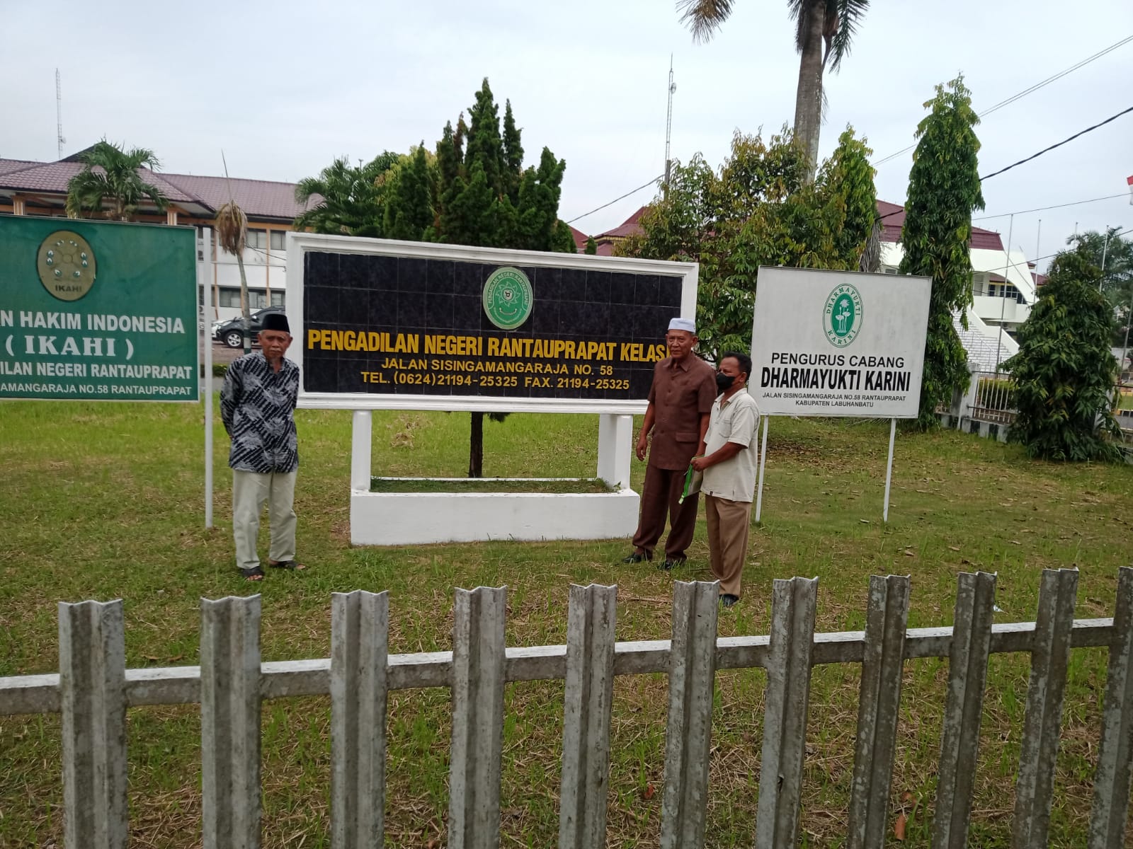 KUT SUMBER REZEKI PERKUAT BUKTI MALADMINISTRATIF  PENERBITAN HGU DAN SHGU PT GLP