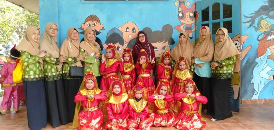 460 Murid TK Mandau Ikuti Pentas Seni