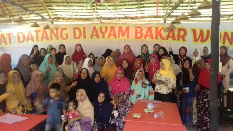 Kampanye Dialogis dan Seminar Caleg Rohil Nur Azmi Dihadiri 200 Emak-Emak