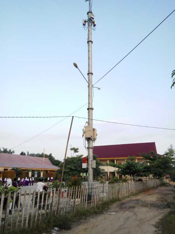 RT dan Masyarakat Resa dengan Letak BTS Telkomsel di SDN 187 Pekanbaru