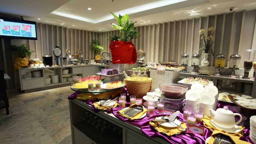 Tjokro Hotel Manjakan Lidah Pengunjung dengan Masakan Indonesia Food Fest & Western Food Fest