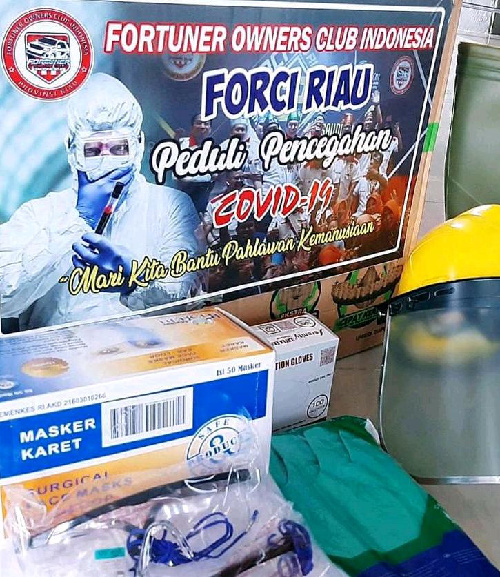 Upaya Pencegahan Covid-19, FORCI Riau Serahkan APD Ke IDI Riau