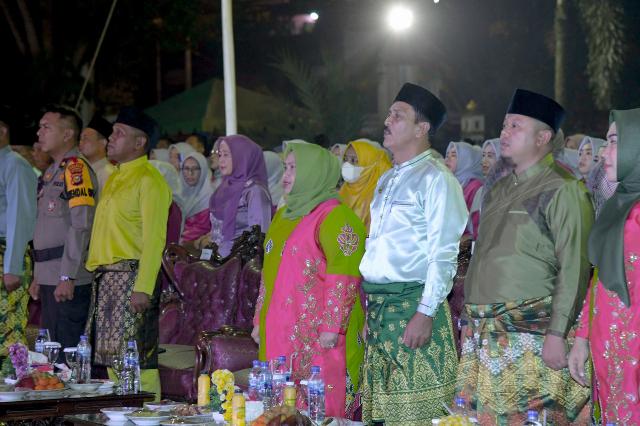 Bupati Kasmarni: Pagelaran Julang Bermasa Ajang Lestarikan Budaya