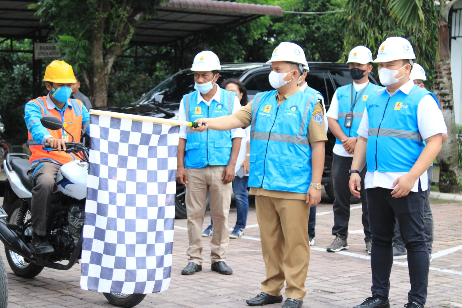 Bupati Labuhanbatu Pimpin Apel Pelepasan Siaga Mas PLN Rantauprapat