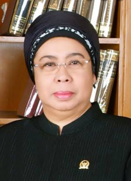 LAM RIAU, IBARAT SOKONG MEMBAWA REBAH.