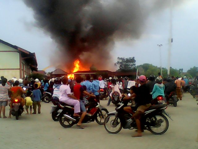 Sijago Merah Melahap 12 Rumah di Senapelan Pasar Bawah