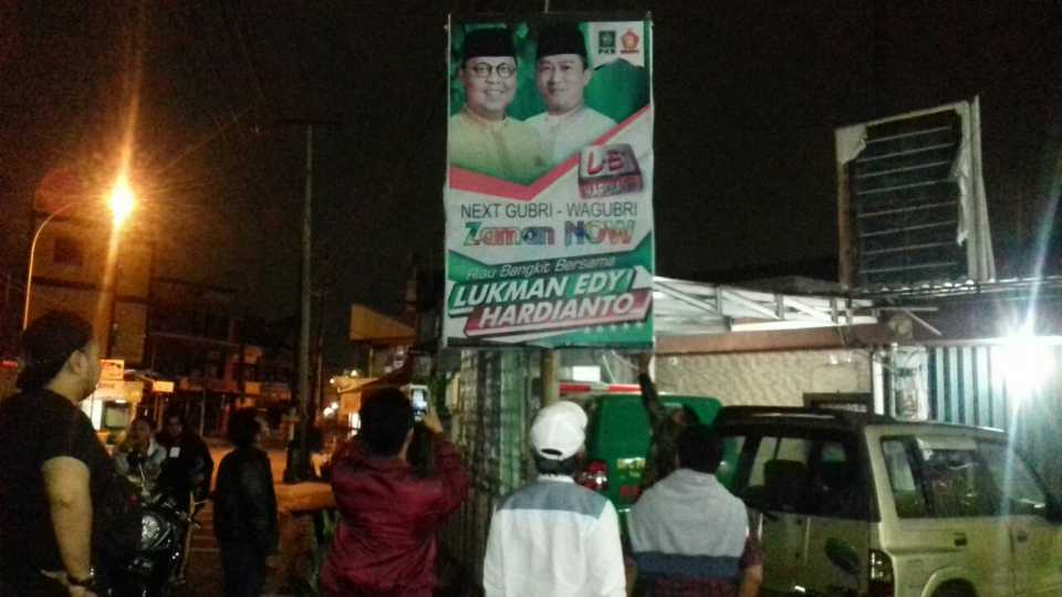 Lagi-Lagi, APK Paslon Masih Banyak Terpampang