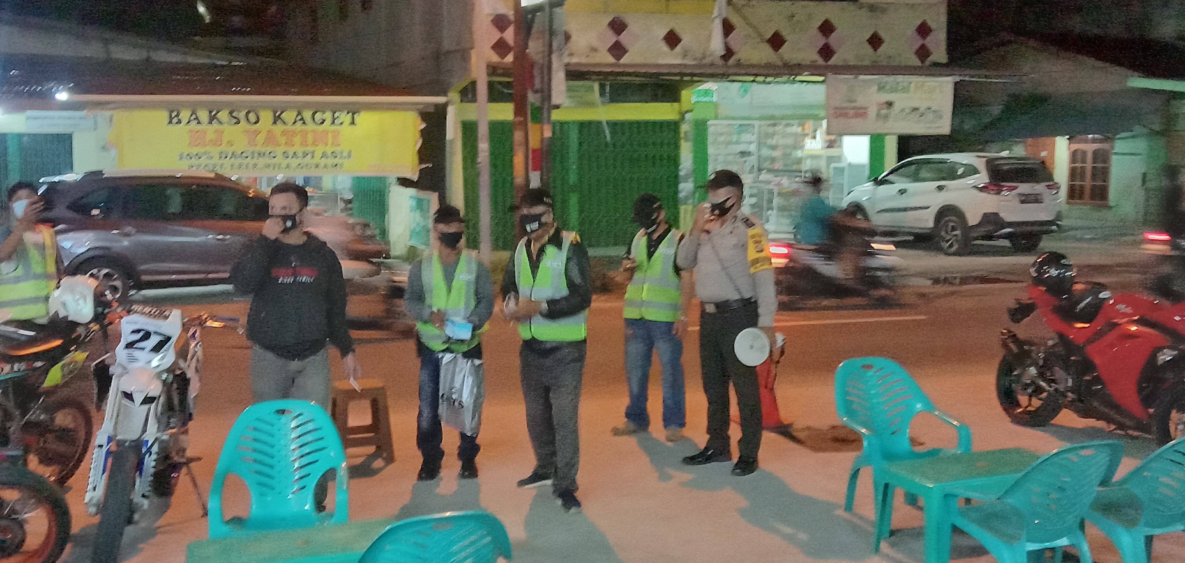 Cegah Covid-19, FKPM Kel.Ratu Sima Bagikan Masker Ke Masyarakat