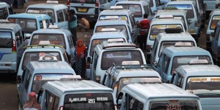 Pemerintah Segera Menyesuaikan Tarif Angkutan