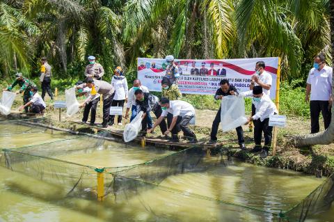 Bupati Labuhanbatu Hadiri Launching Kampung Tangguh Bumi Nusantara Ikabina Enpabolo