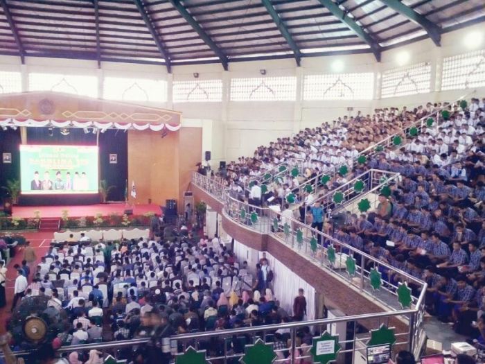 Peserta Kuliah Umum Panglima TNI di UIN Membludak