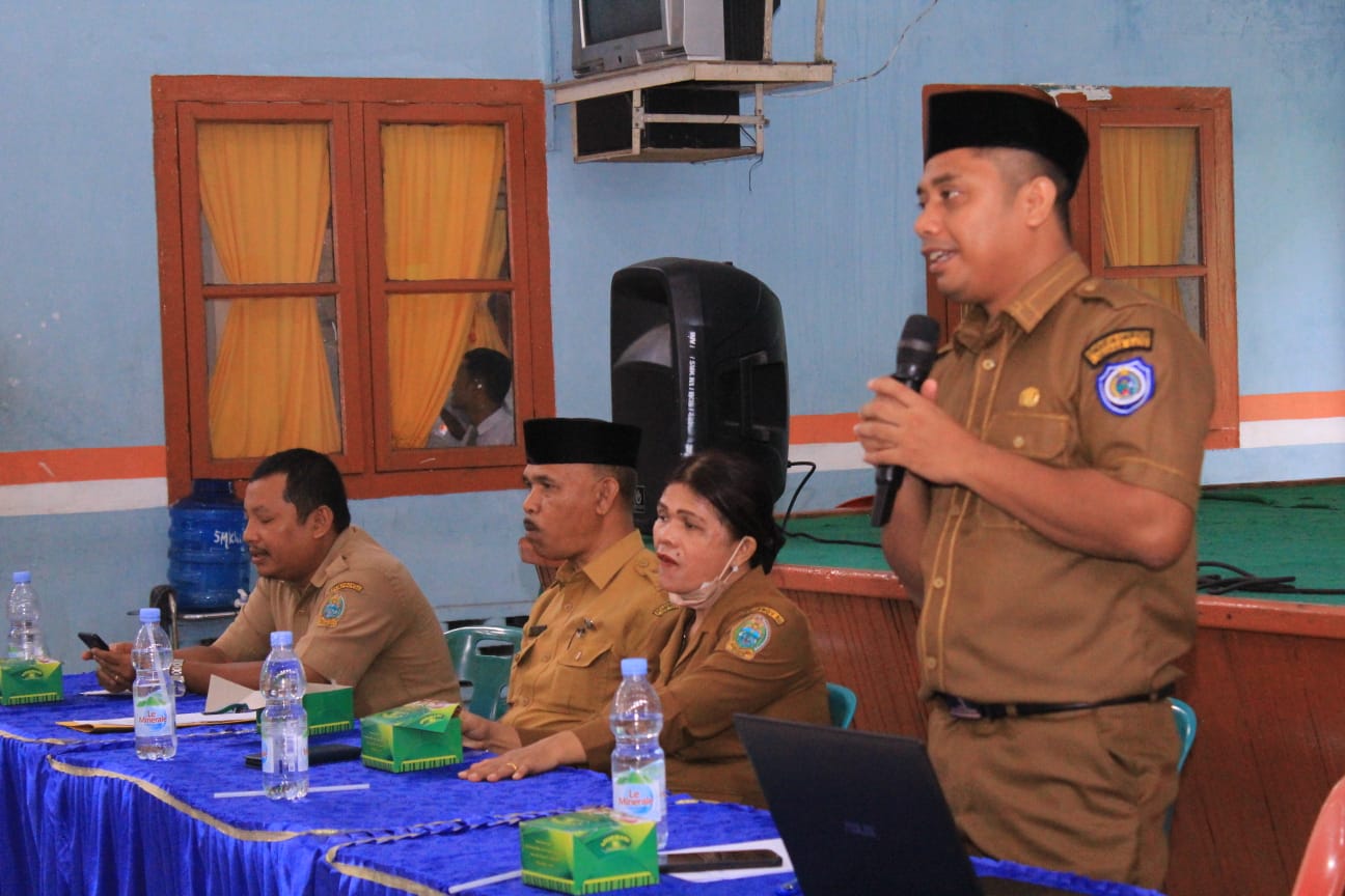 Menjadi Guru Tamu, Plt Kadiskominfo Pinta Generasi Muda Bijak Gunakan Aplikasi