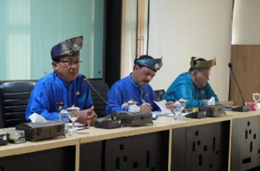 Bupati Perintahkan Jajaran Pemkab Inhil Jadwalkan Ulang Pertemuan Bahas Kelapa