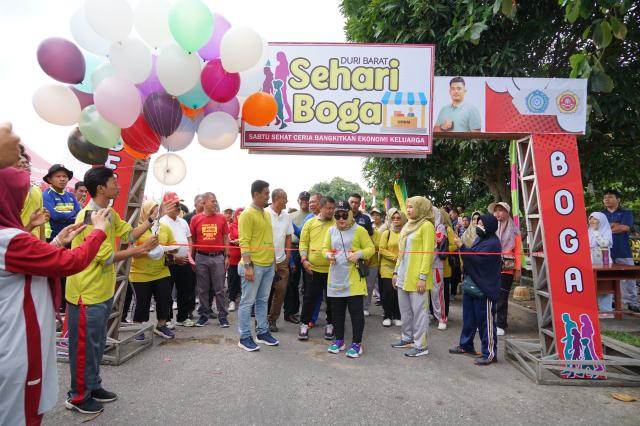 Awali Tahun 2023 Camat Mandau Buka Kegiatan SEHARI BOGA Kelurahan Duri Barat