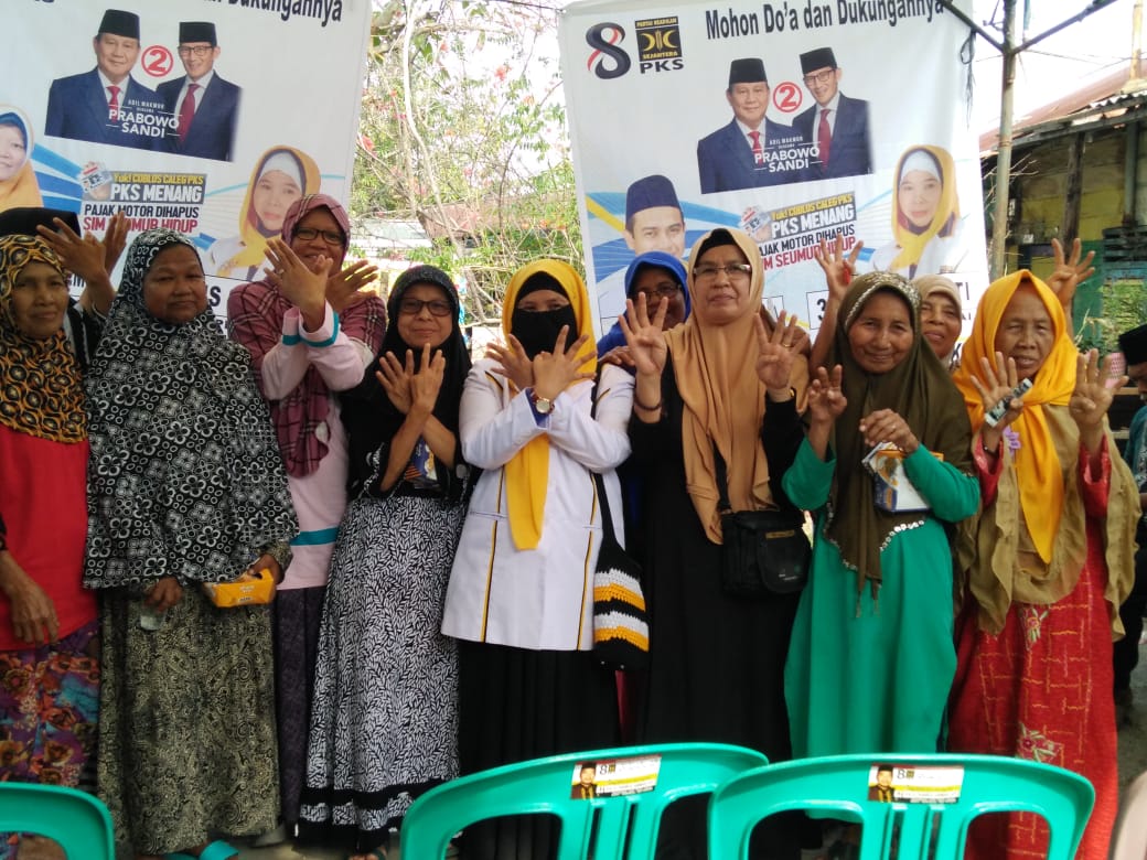 Caleg PKS Dumai Kota Lilis Suryati Gelar Sosialisasi Ke Warga