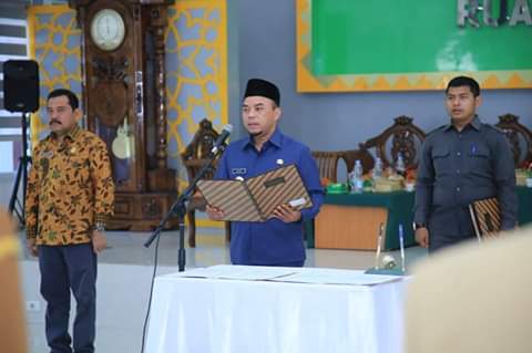 Andi Suhaimi Melantik Pejabat Administrator dan Pengawas