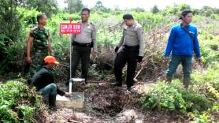 50 Sumur Bor Untuk Antisipasi Karlahut