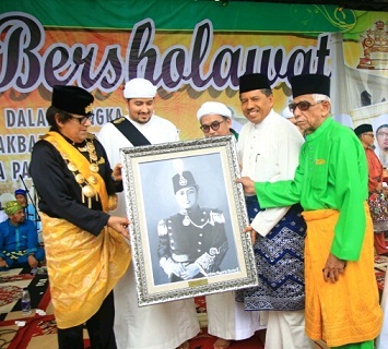 Alfedri : Momentum Silaturahmi dan Kenangan Sejarah Kejayaan Kerajaan Siak