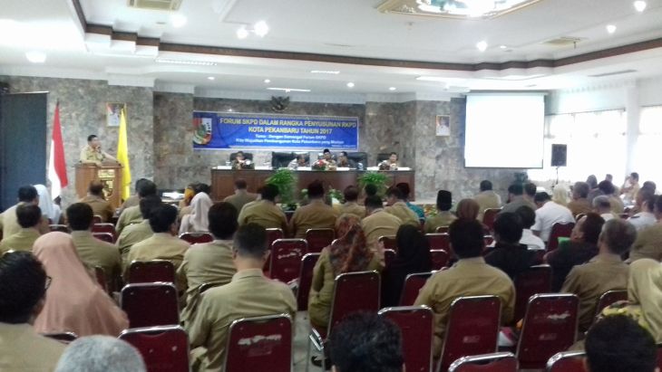 Petinggi Kota Pekanbaru, Buka Forum SKPD 2017