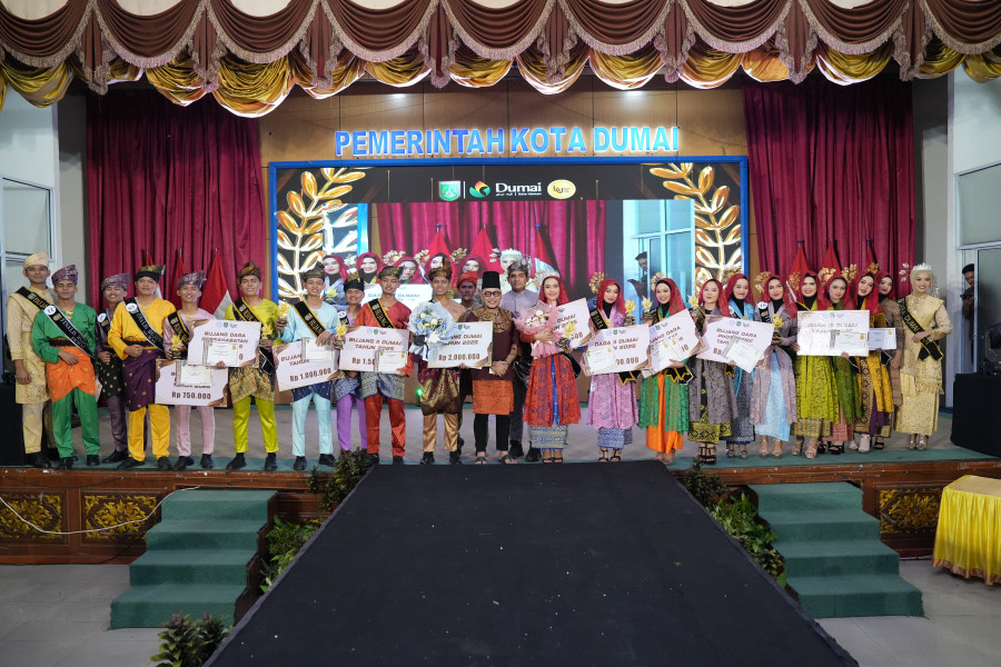 Grand Final Pemilihan Bujang dan Dara Kota Dumai 2025 Berlangsung Sukses dan Meriah
