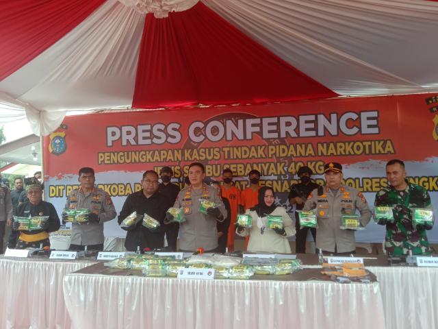 Jaringan Antar Negara,Polda Riau Berhasil Ungkap 40 kg Narkotika Jenis Sabu