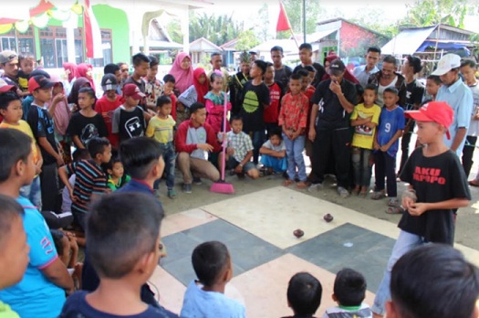 Lestarikan Permainan Tradisonal, UNRI Gelar Festival Budaya Gasing