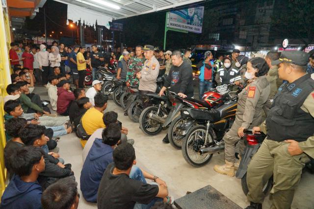 Tim Gabungan TNI/POLRI Tindak Pelaku Balapan Liar,,Puluhan Sepeda Motor Berhasil Diamankan