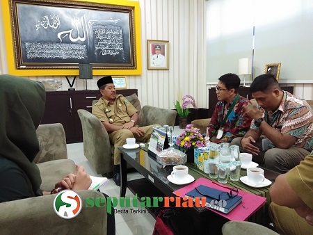 Tingkatkan Kualitas SDM Guru, Tanoto Foundation Temui Plt Bupati Siak