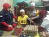 Senyuman Kebahagian Pasutri Usia Lanjut saat Dikunjungi Tim Jum'at Barokah