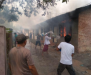 Ditinggal Pergi Pemiliknya, Tiga Petak Rumah Terbakar