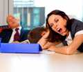 Manfaat dan Cara Tidur Siang di Kantor untuk Tingkatkan Produktivitas Kerja