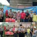 Jum'at Barokah, Wakapolresta Pekanbaru Bersama Ketua LBP2AR Sambangi Petani Tua